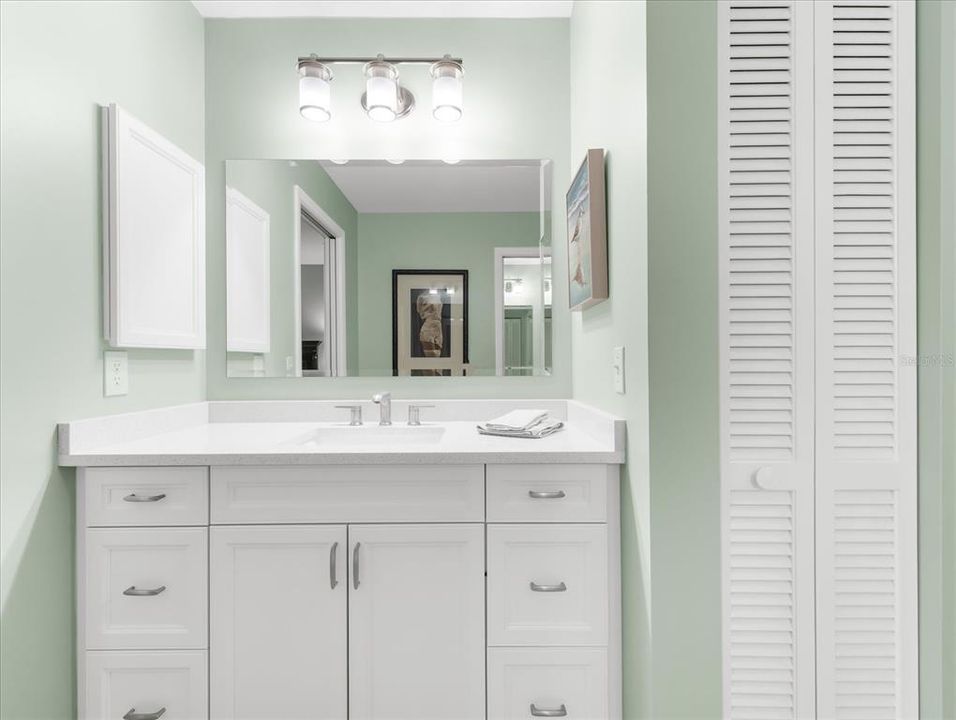 For Sale: $429,000 (2 beds, 2 baths, 1807 Square Feet)