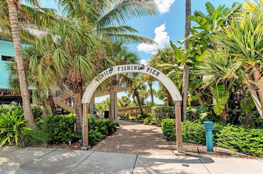 For Sale: $429,000 (2 beds, 2 baths, 1807 Square Feet)