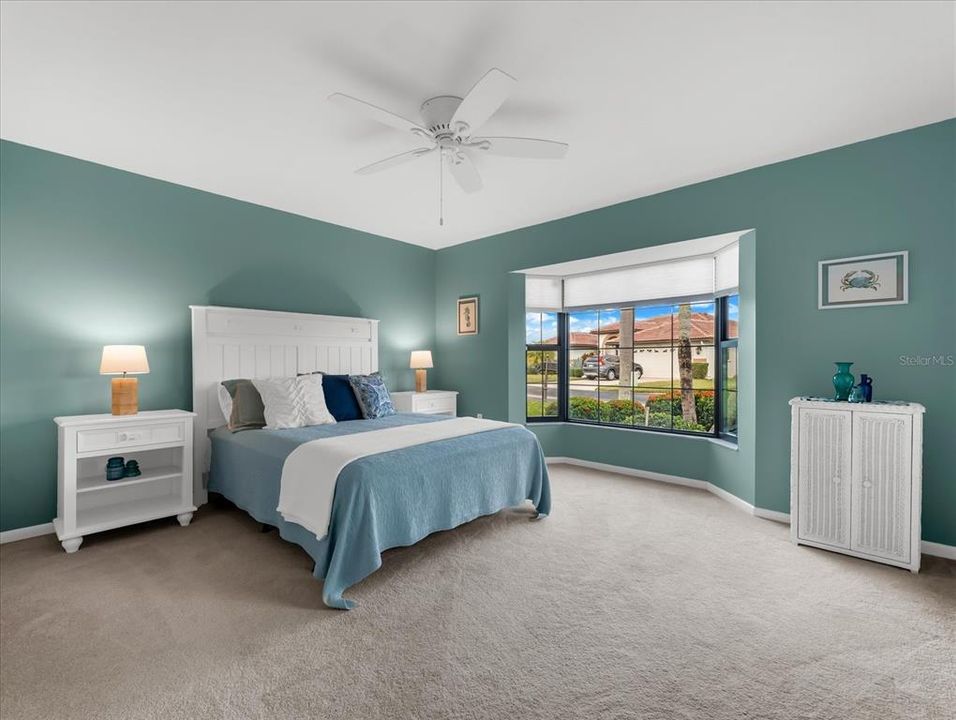 For Sale: $429,000 (2 beds, 2 baths, 1807 Square Feet)