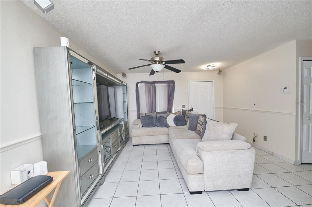 En Venta: $239,990 (3 camas, 1 baños, 998 Pies cuadrados)