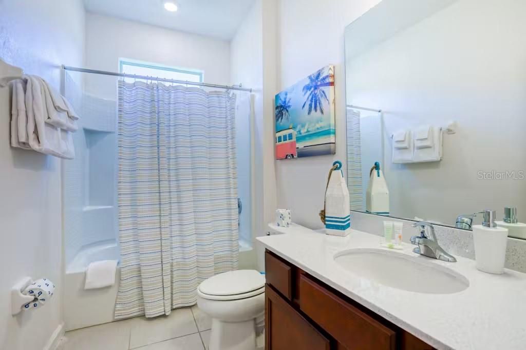 En Venta: $1,135,000 (10 camas, 8 baños, 4275 Pies cuadrados)