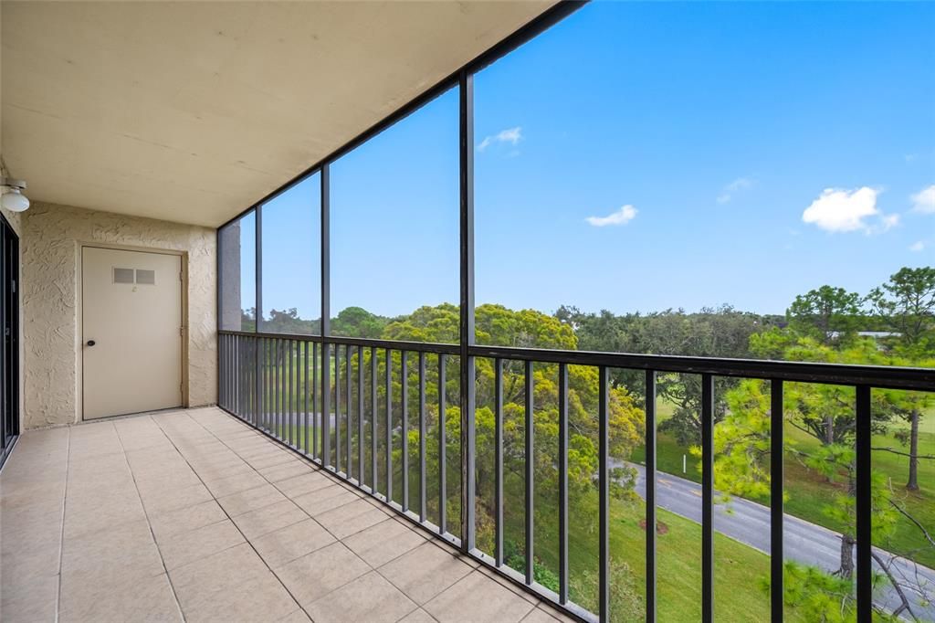 For Sale: $175,000 (2 beds, 2 baths, 1070 Square Feet)