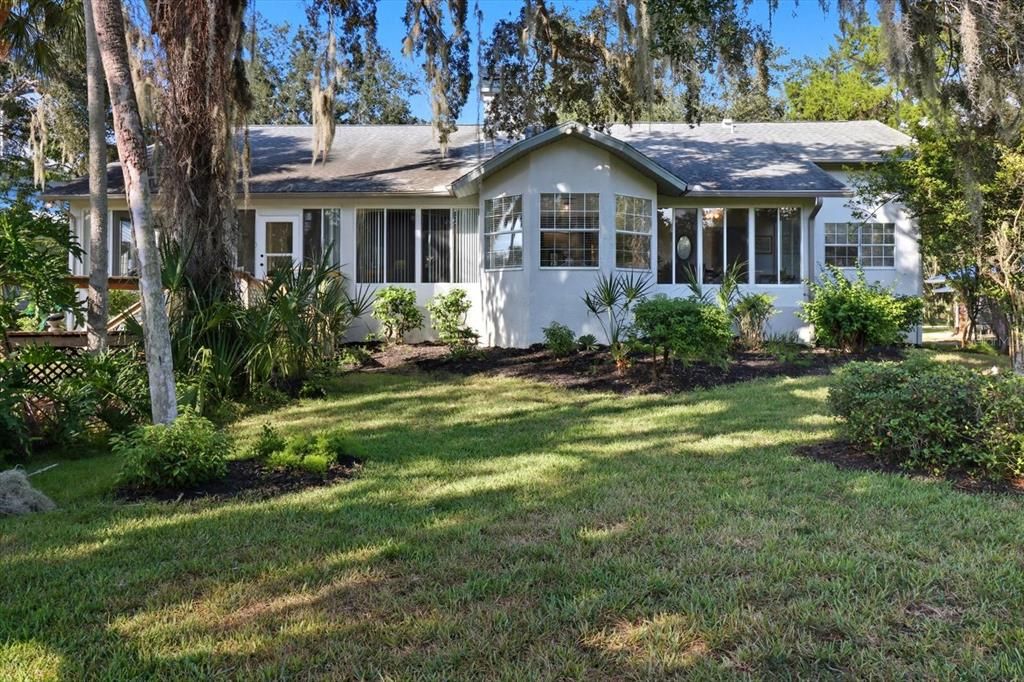 For Sale: $850,000 (3 beds, 2 baths, 3198 Square Feet)