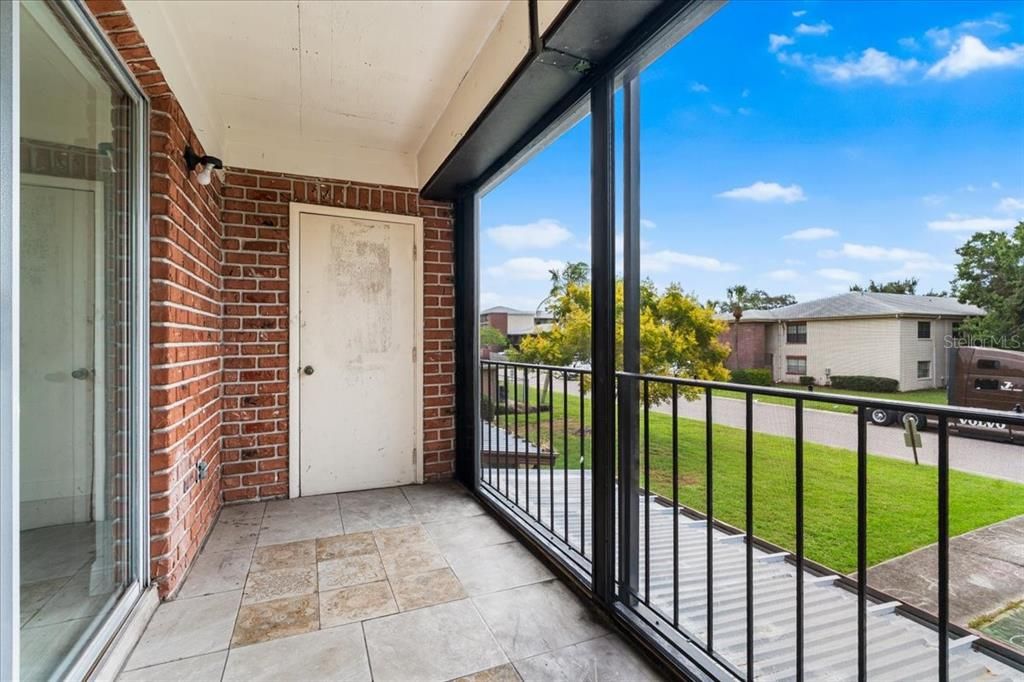 待售: $159,000 (2 贝兹, 2 浴室, 940 平方英尺)