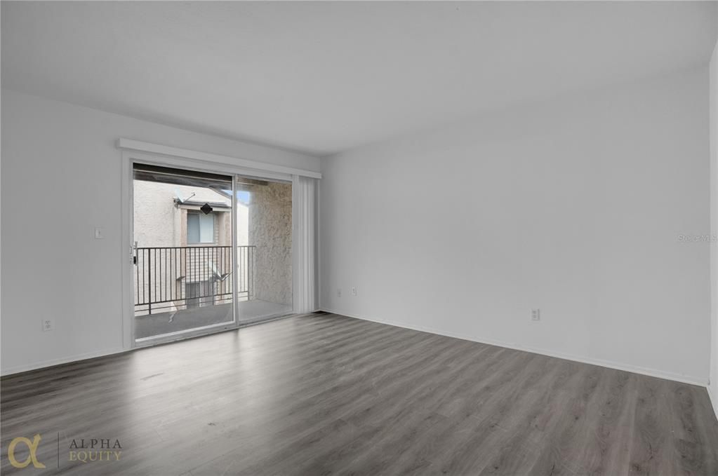 For Rent: $1,825 (2 beds, 1 baths, 1164 Square Feet)