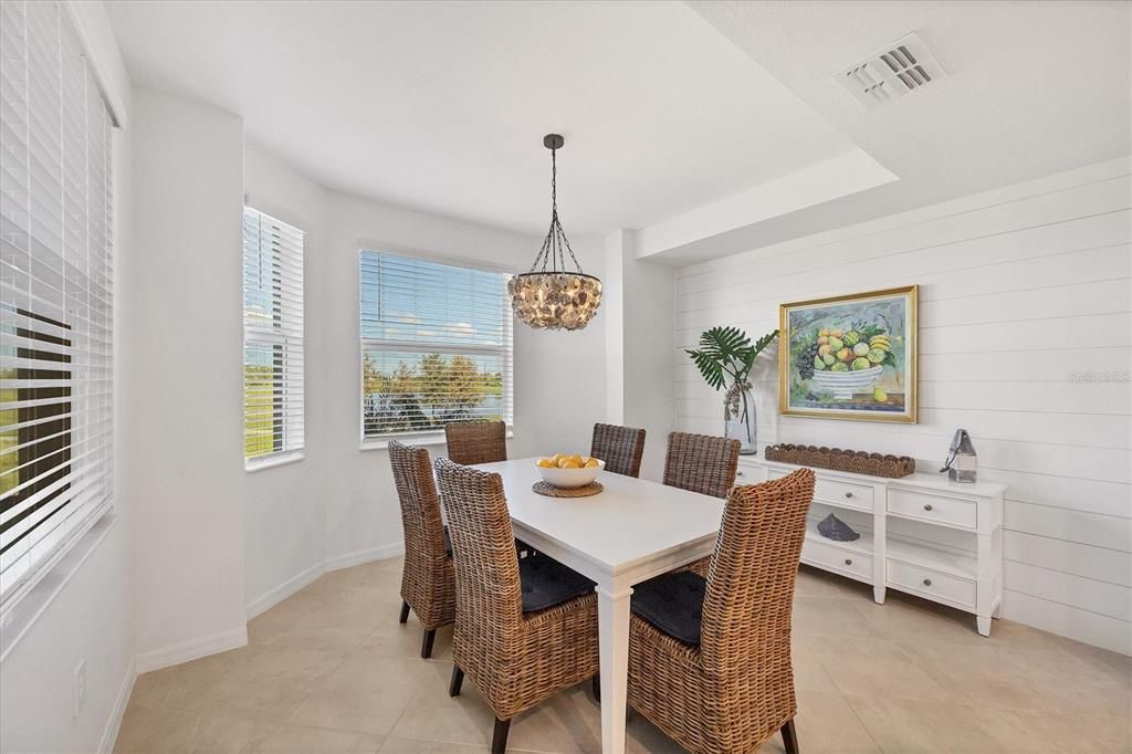 出租: $3,000 (2 贝兹, 2 浴室, 1154 平方英尺)