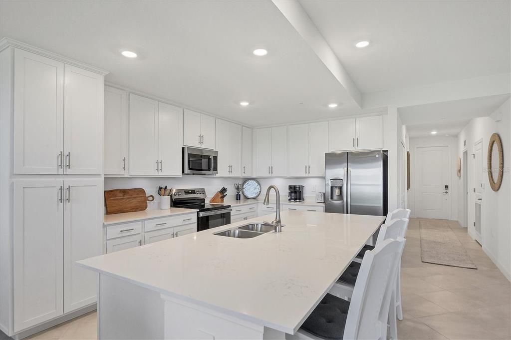 出租: $3,000 (2 贝兹, 2 浴室, 1154 平方英尺)