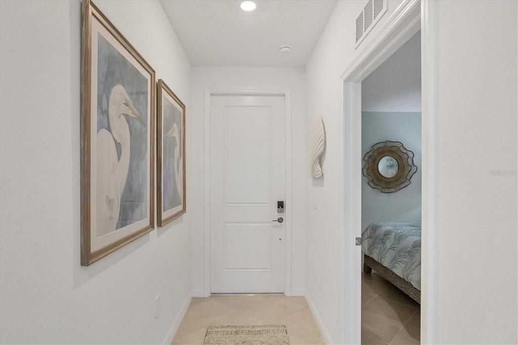 出租: $3,000 (2 贝兹, 2 浴室, 1154 平方英尺)