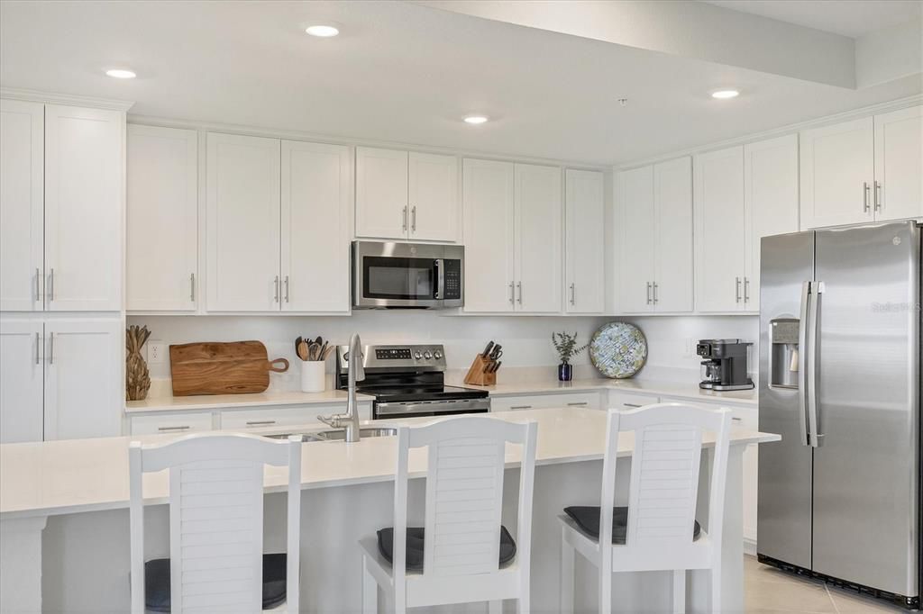 出租: $3,000 (2 贝兹, 2 浴室, 1154 平方英尺)