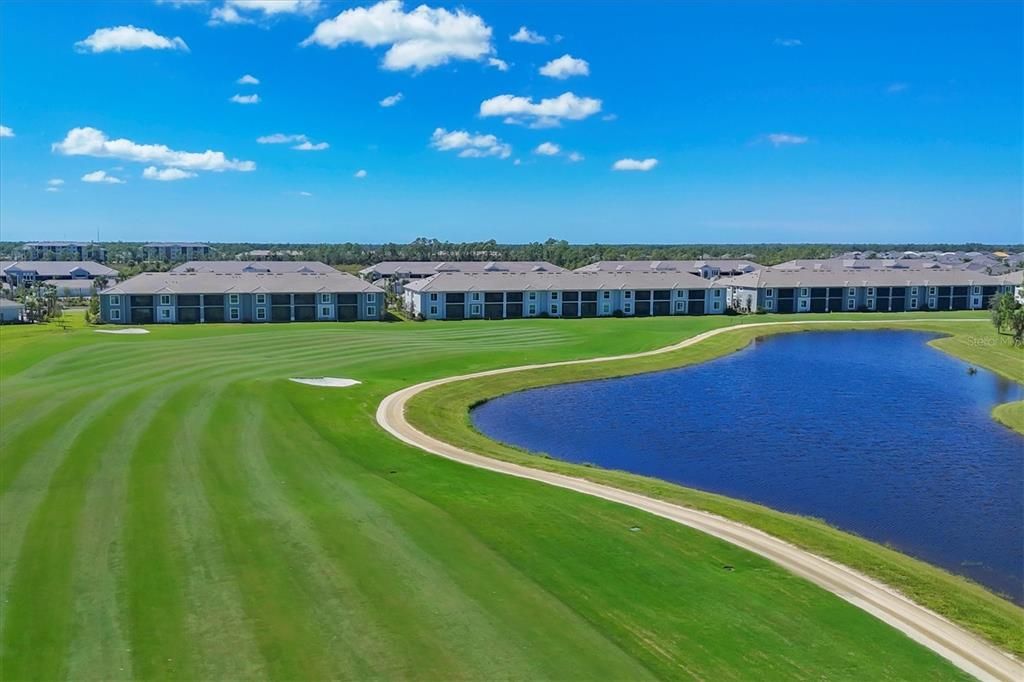 出租: $3,000 (2 贝兹, 2 浴室, 1154 平方英尺)