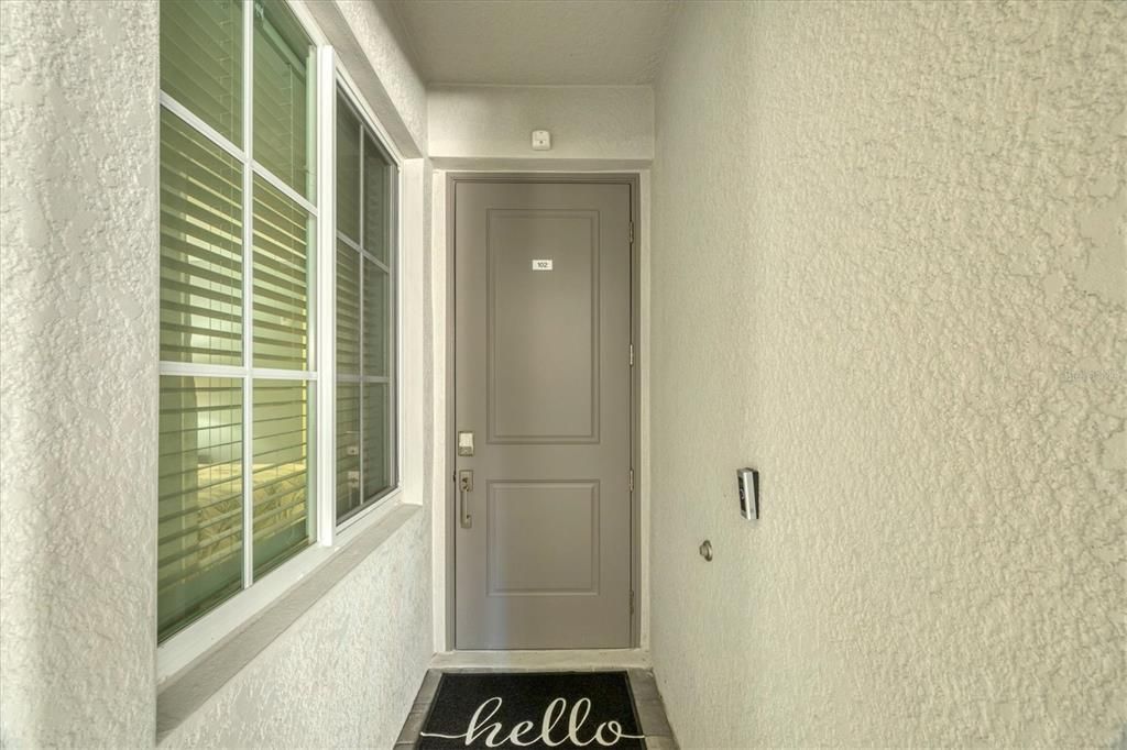 出租: $3,000 (2 贝兹, 2 浴室, 1154 平方英尺)