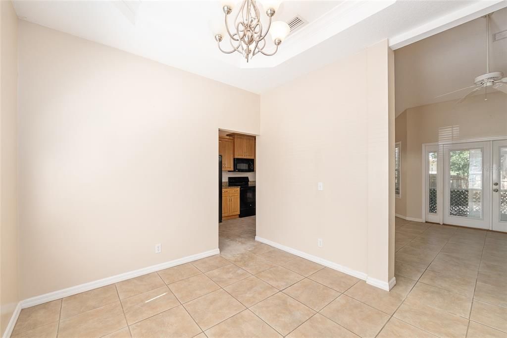 待售: $306,000 (3 贝兹, 2 浴室, 1416 平方英尺)