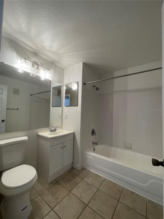 For Rent: $1,325 (1 beds, 1 baths, 671 Square Feet)