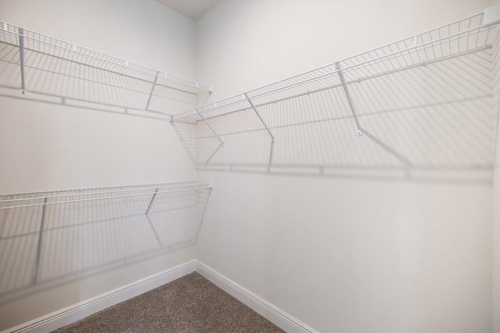 合同活跃: $339,000 (2 贝兹, 2 浴室, 1527 平方英尺)