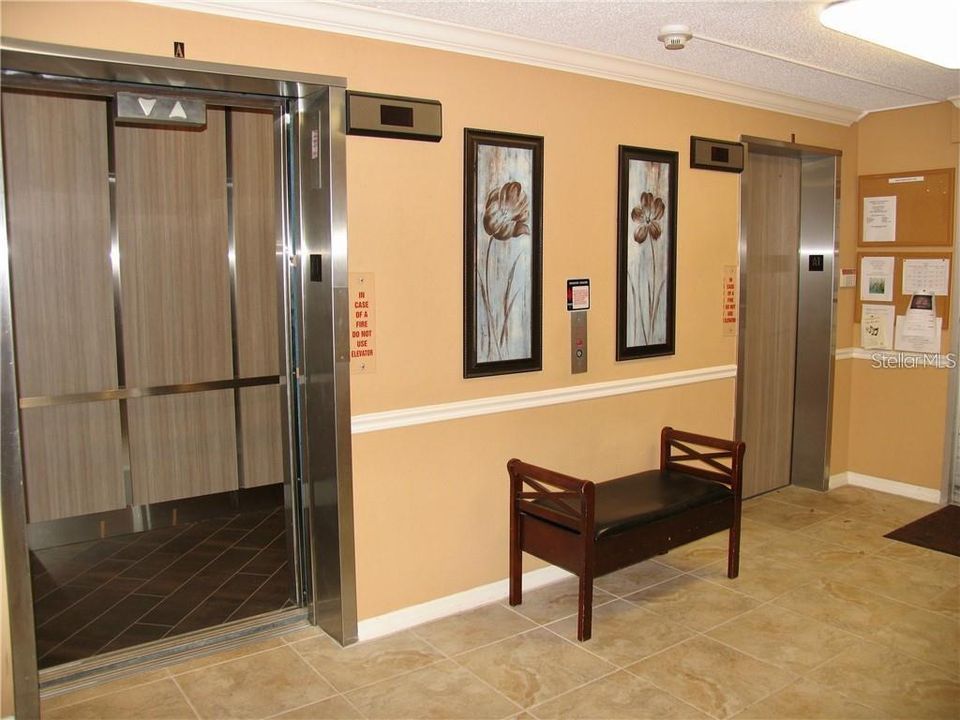 For Sale: $124,900 (2 beds, 2 baths, 1347 Square Feet)