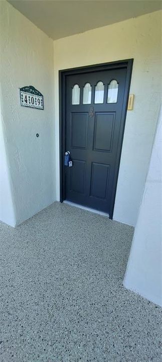 For Sale: $124,900 (2 beds, 2 baths, 1347 Square Feet)