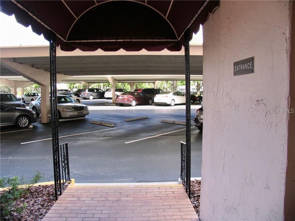 For Sale: $124,900 (2 beds, 2 baths, 1347 Square Feet)