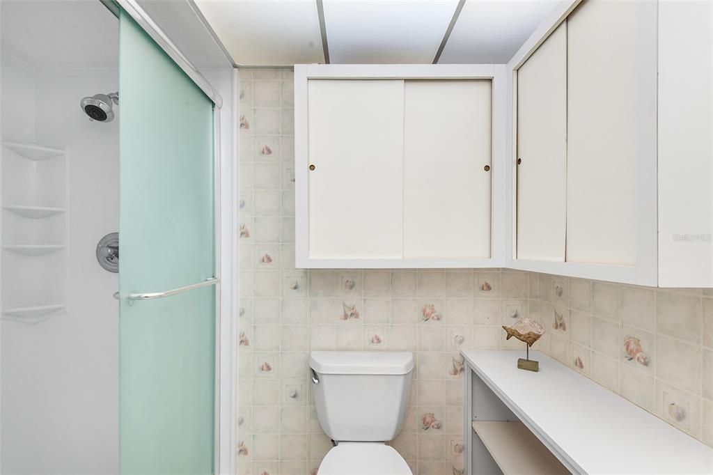 For Sale: $124,900 (2 beds, 2 baths, 1347 Square Feet)