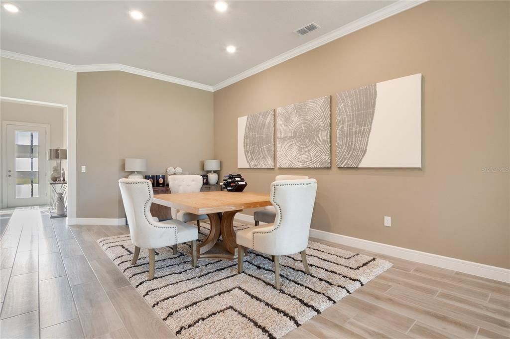 На продажу: $830,000 (4 спален, 3 ванн, 2707 Квадратных фут)