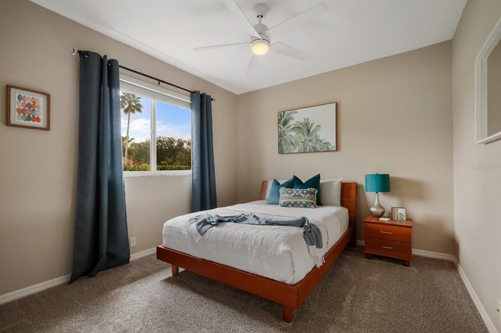 For Sale: $749,000 (3 beds, 3 baths, 2392 Square Feet)