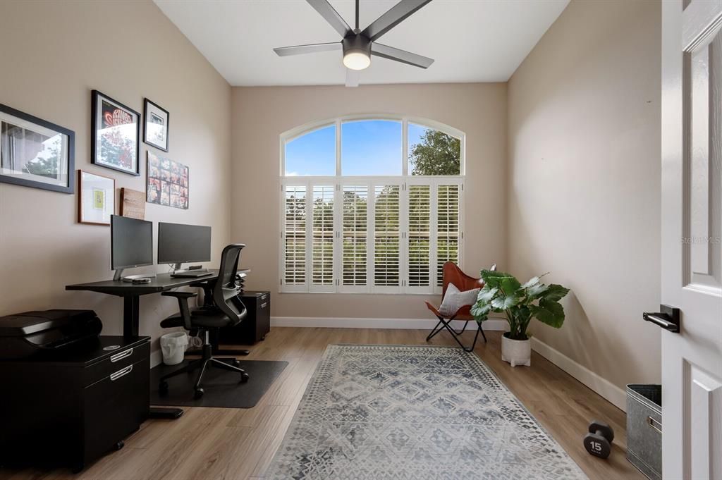 For Sale: $749,000 (3 beds, 3 baths, 2392 Square Feet)