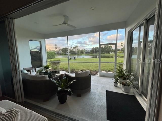 For Sale: $749,000 (3 beds, 3 baths, 2392 Square Feet)