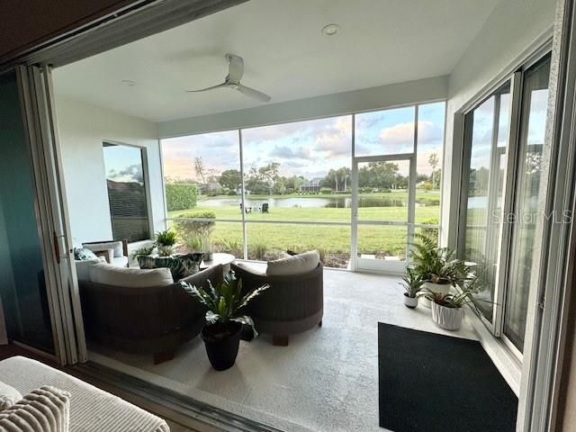 For Sale: $749,000 (3 beds, 3 baths, 2392 Square Feet)