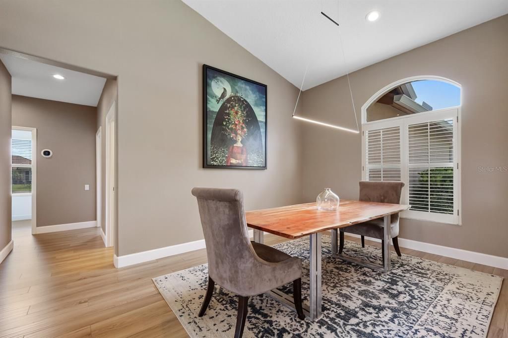 For Sale: $749,000 (3 beds, 3 baths, 2392 Square Feet)