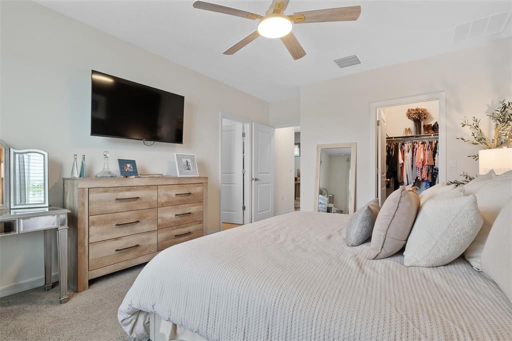 En Venta: $329,999 (3 camas, 2 baños, 1802 Pies cuadrados)