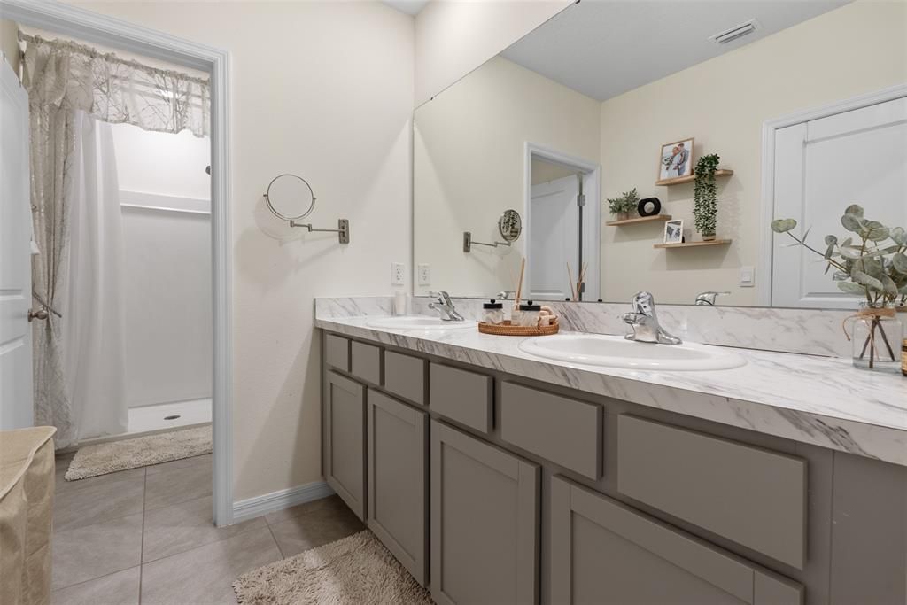 En Venta: $329,999 (3 camas, 2 baños, 1802 Pies cuadrados)