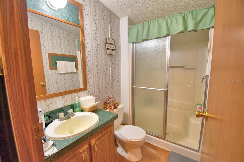 En Venta: $239,000 (5 camas, 2 baños, 2280 Pies cuadrados)