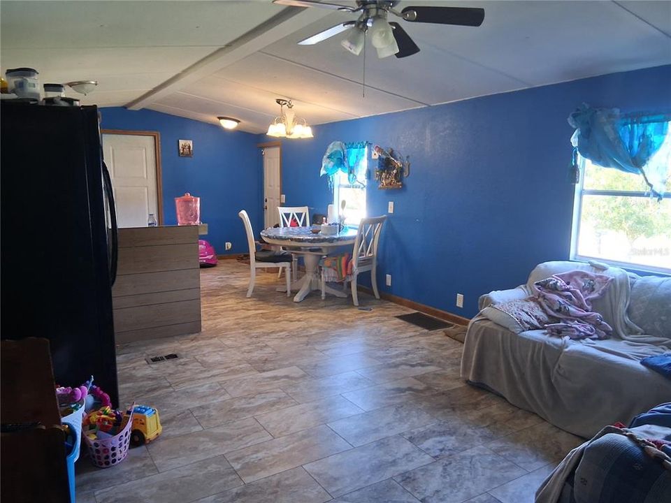 En Venta: $185,000 (2 camas, 2 baños, 840 Pies cuadrados)