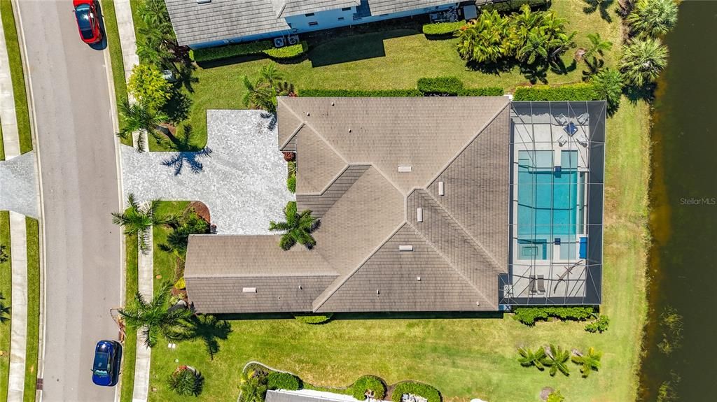 合同活跃: $1,799,000 (4 贝兹, 3 浴室, 3277 平方英尺)