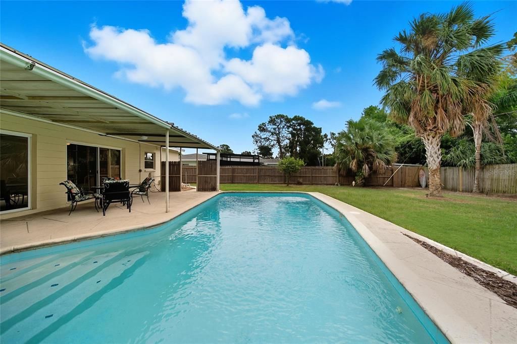 Activo con contrato: $369,000 (3 camas, 2 baños, 1032 Pies cuadrados)