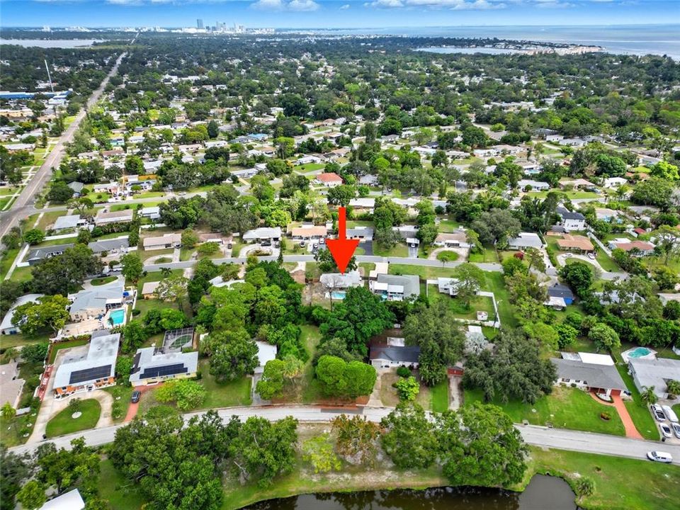 Activo con contrato: $369,000 (3 camas, 2 baños, 1032 Pies cuadrados)