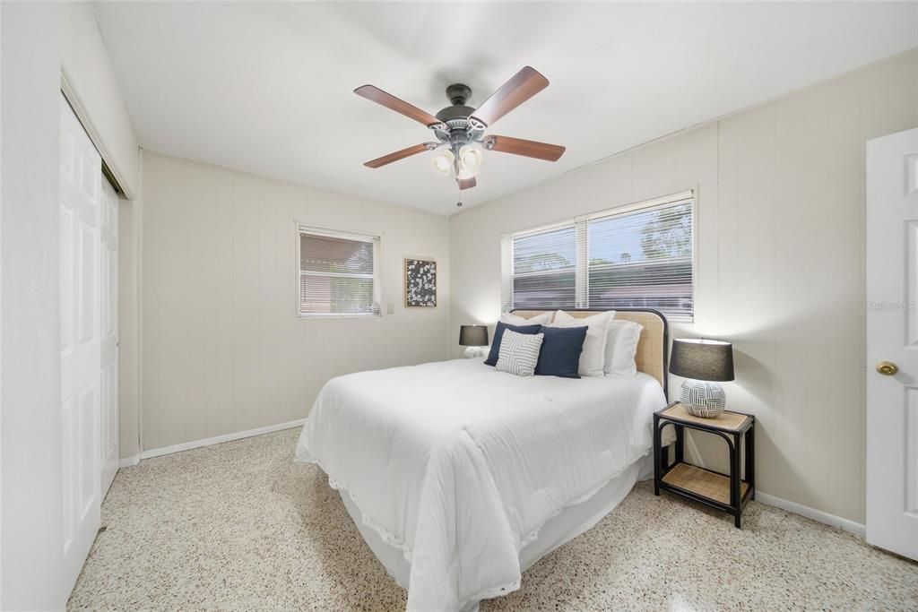 Activo con contrato: $369,000 (3 camas, 2 baños, 1032 Pies cuadrados)