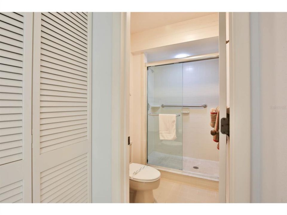 出租: $5,500 (2 贝兹, 2 浴室, 1612 平方英尺)