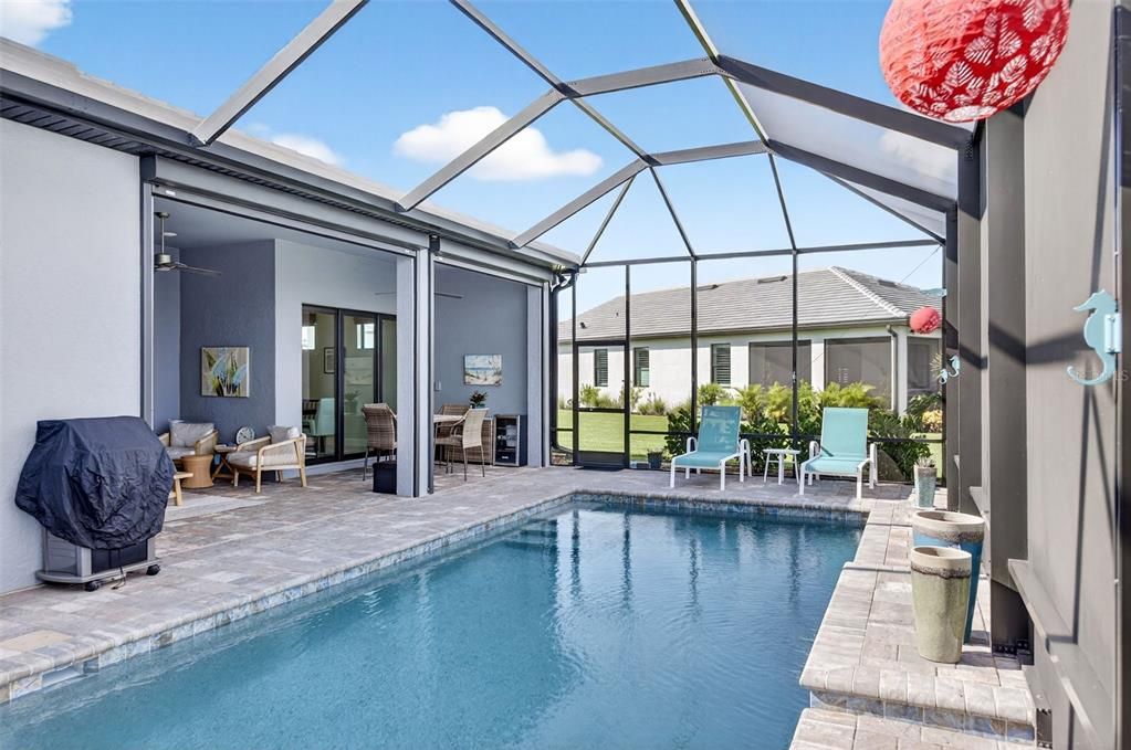 For Sale: $725,000 (2 beds, 2 baths, 2098 Square Feet)