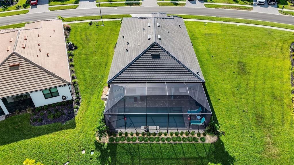 For Sale: $725,000 (2 beds, 2 baths, 2098 Square Feet)