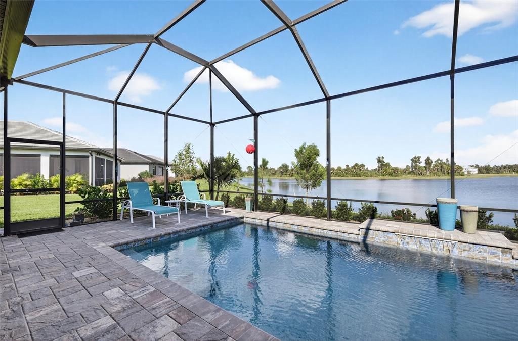 For Sale: $725,000 (2 beds, 2 baths, 2098 Square Feet)