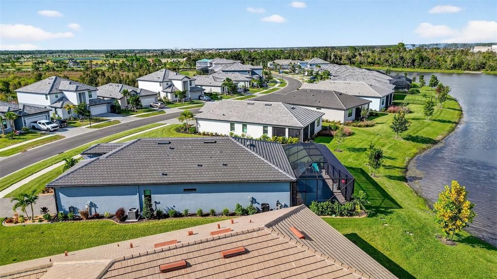 For Sale: $725,000 (2 beds, 2 baths, 2098 Square Feet)