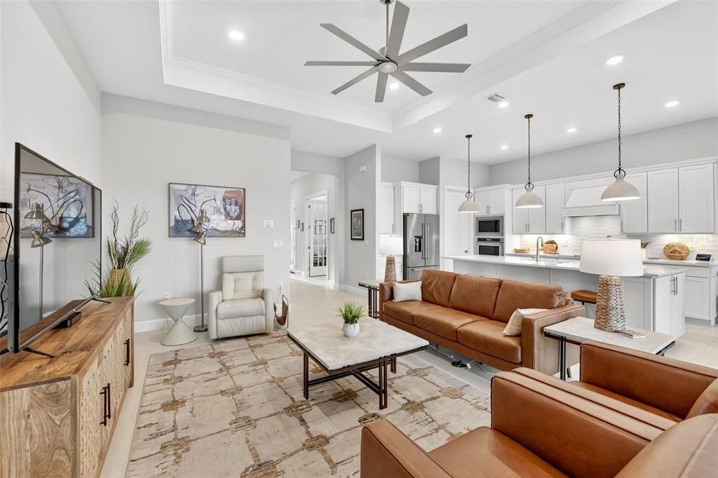 For Sale: $725,000 (2 beds, 2 baths, 2098 Square Feet)