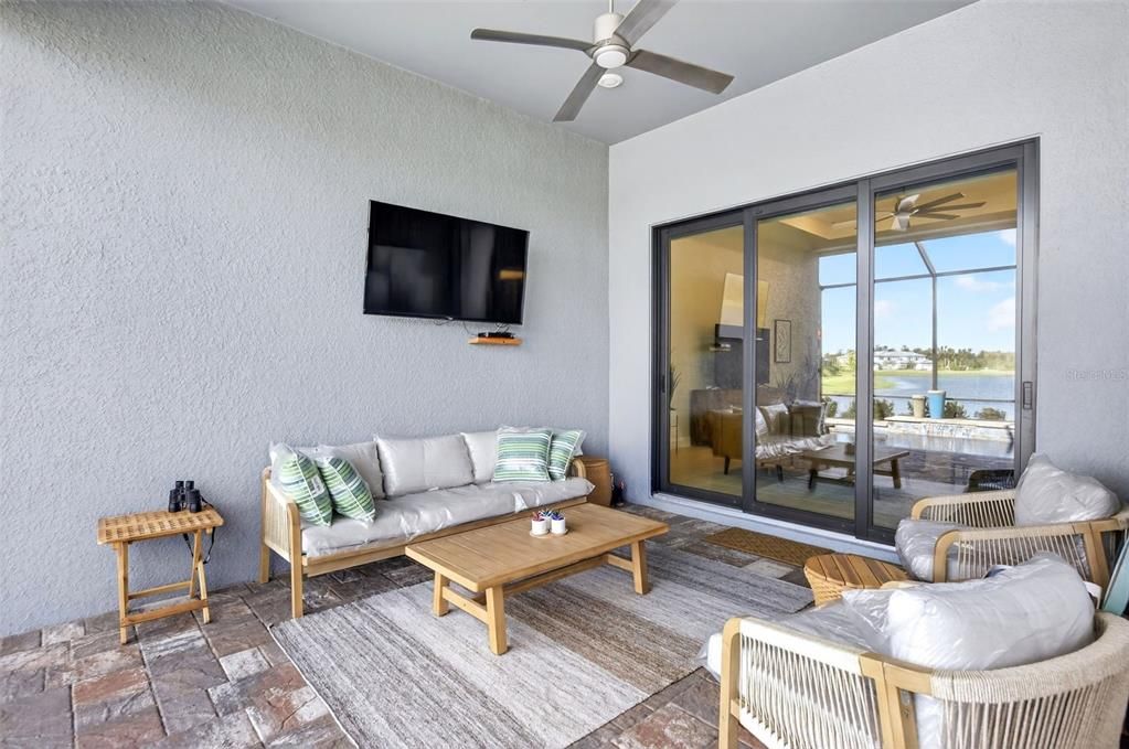 For Sale: $725,000 (2 beds, 2 baths, 2098 Square Feet)