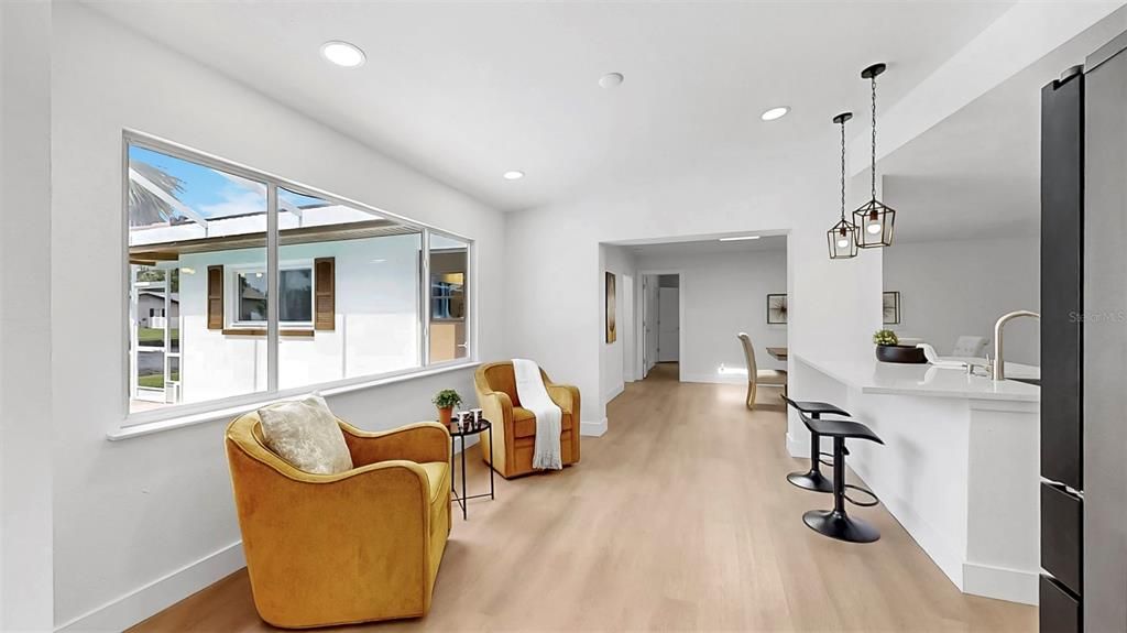 出租: $5,000 (4 贝兹, 3 浴室, 2534 平方英尺)