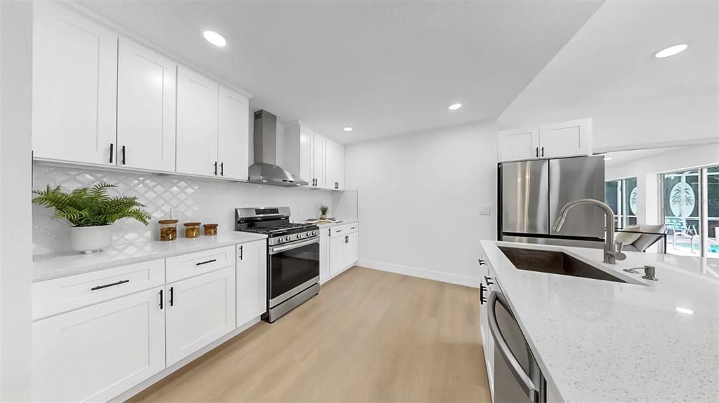 出租: $5,000 (4 贝兹, 3 浴室, 2534 平方英尺)