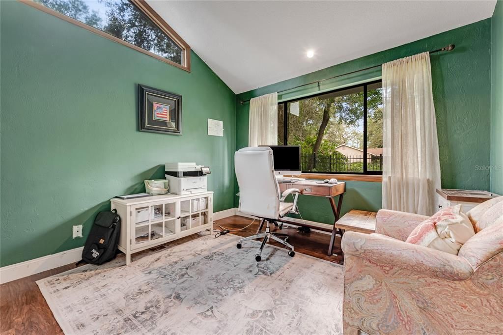 For Sale: $394,999 (4 beds, 2 baths, 1794 Square Feet)