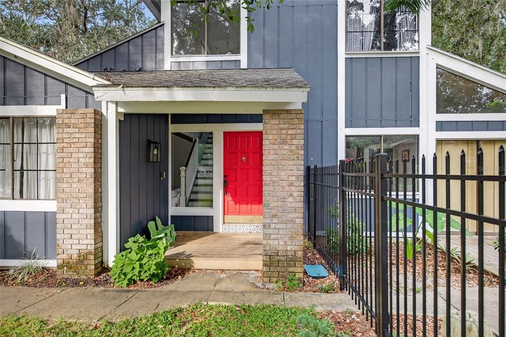 For Sale: $394,999 (4 beds, 2 baths, 1794 Square Feet)