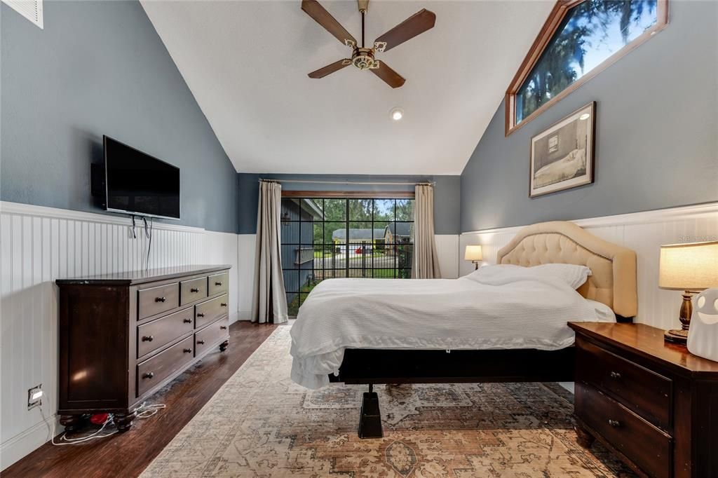 For Sale: $394,999 (4 beds, 2 baths, 1794 Square Feet)