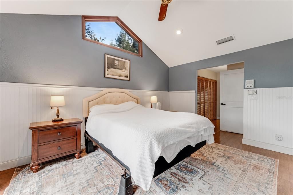 For Sale: $394,999 (4 beds, 2 baths, 1794 Square Feet)