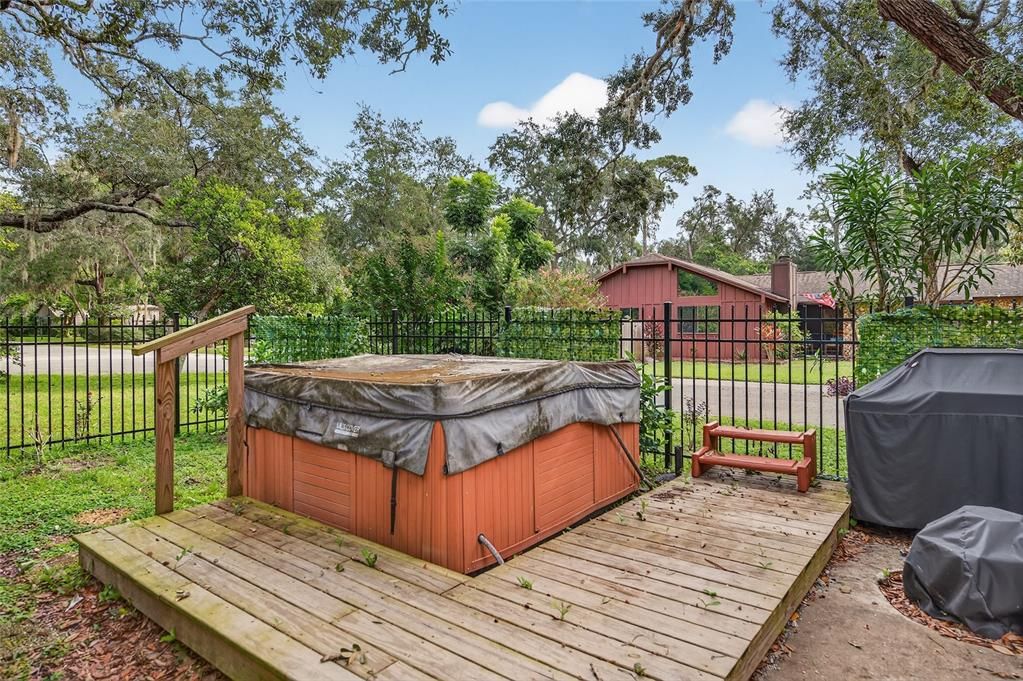 For Sale: $394,999 (4 beds, 2 baths, 1794 Square Feet)